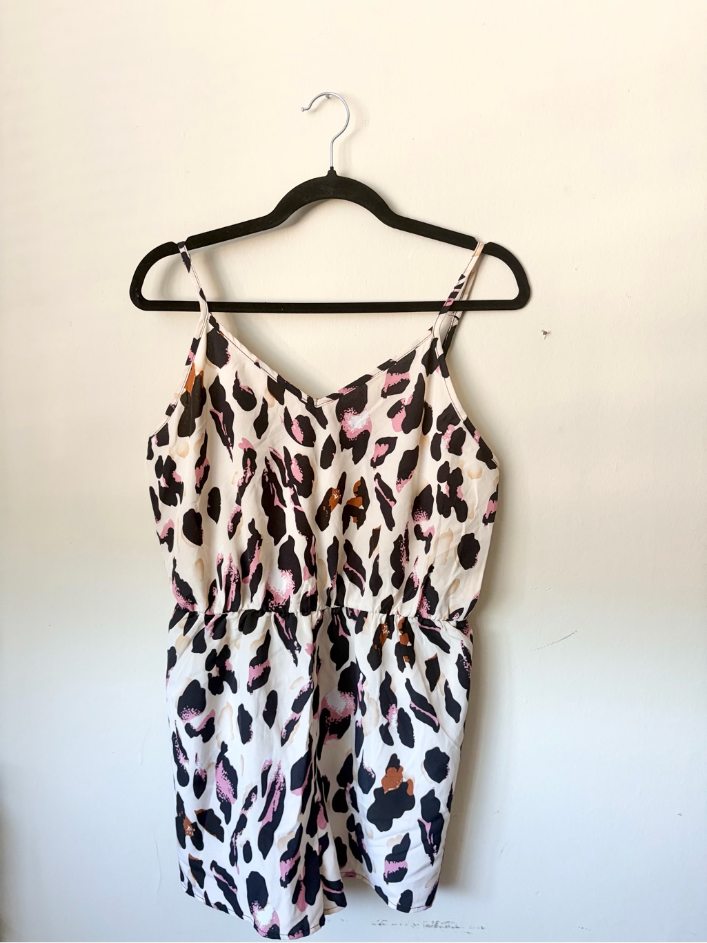 Leopard Print Spaghetti Strap Romper In White, Black & Pink